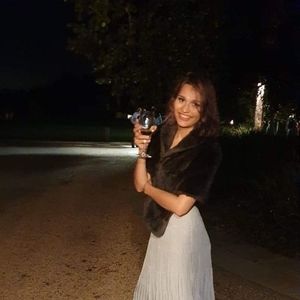 Meet your Posher, Louise